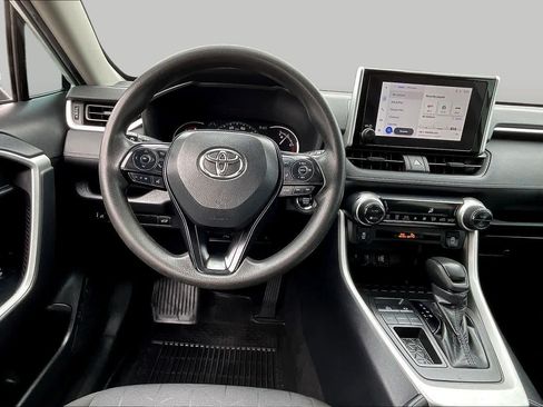 Used 2024 Toyota RAV4 XLE FWD image 6