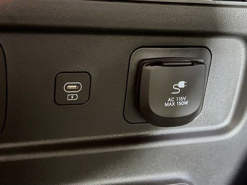 New 2026 Hyundai Santa Fe Limited AWD/4WD image 30