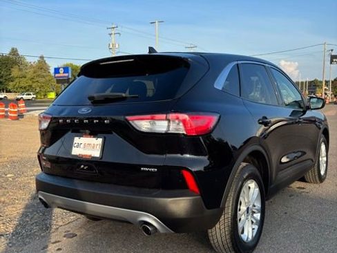 Used 2022 Ford Escape SE image 7