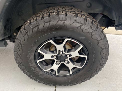 Used 2021 Jeep Wrangler Unlimited Rubicon image 8