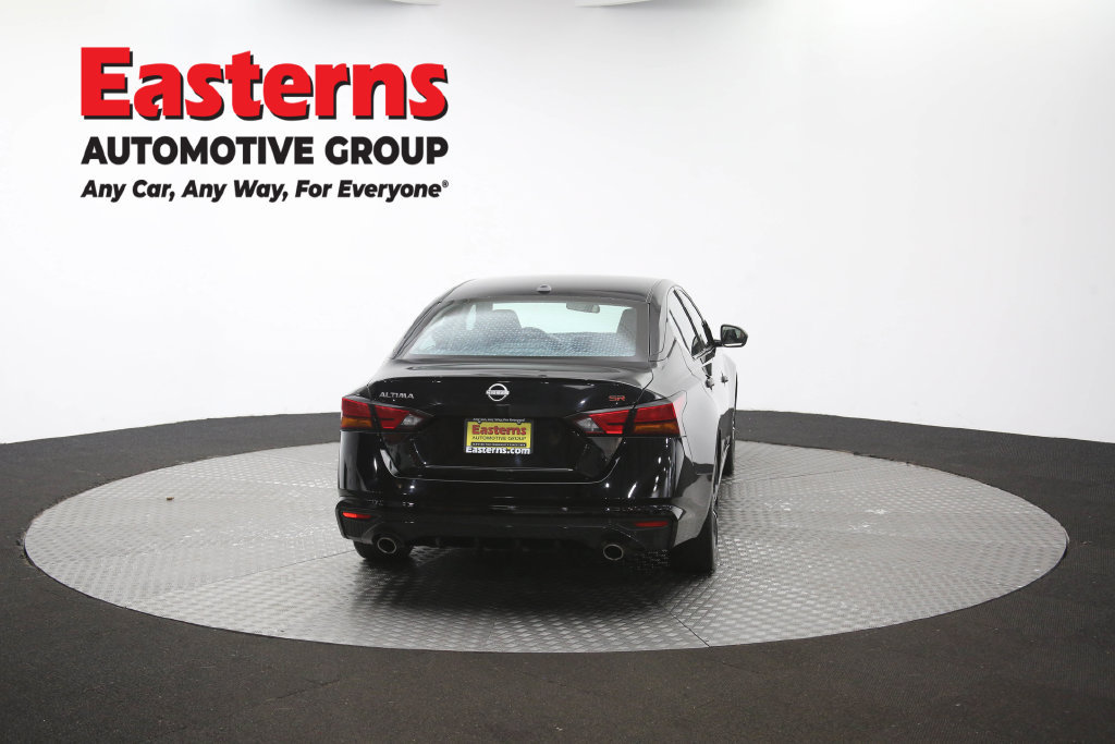 Used 2024 Nissan Altima 2.5 SR FWD image 39