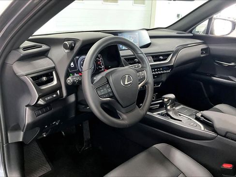 Used 2019 Lexus UX 250h w/ Premium Package AWD/4WD image 2