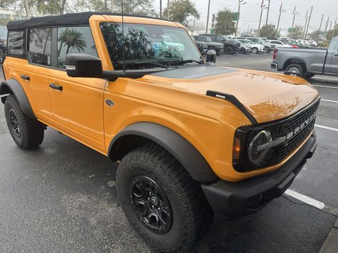 Used 2022 Ford Bronco Wildtrak image 4