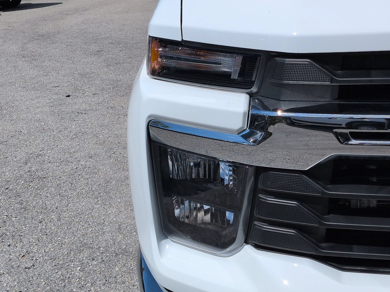 Used 2025 Chevrolet Silverado 2500 LT w/ Safety Package AWD/4WD image 10