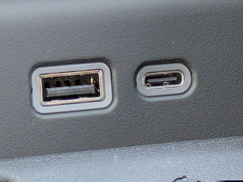 New 2026 Chevrolet Suburban Premier w/ Sun And Tow Package image 24