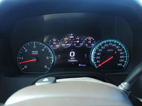 Used 2017 GMC Yukon XL Denali w/ Open Road Package RWD image 38