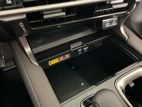 Used 2024 Lexus RX 450h AWD w/ Luxury Package image 19