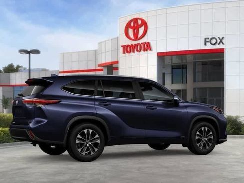 New 2026 Toyota Highlander XLE AWD/4WD image 11