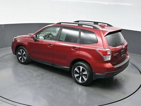 Used 2017 Subaru Forester 2.5i Premium w/ All-Weather Package AWD/4WD image 43