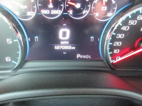 Used 2018 GMC Yukon Denali w/ Denali Ultimate Package AWD/4WD image 27