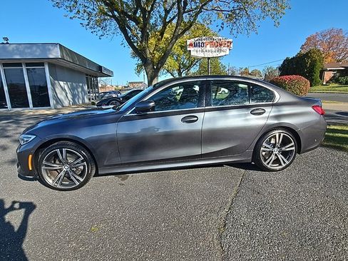 Used 2021 BMW 330i Sedan w/ Premium Package image 4