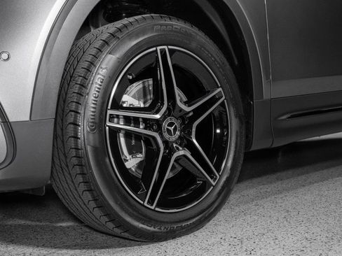 New 2026 Mercedes-Benz GLB 250 4MATIC image 30