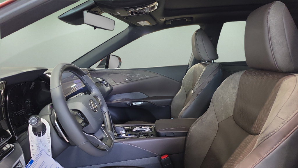 New 2026 Lexus RX 350 AWD w/ Convenience Package image 15