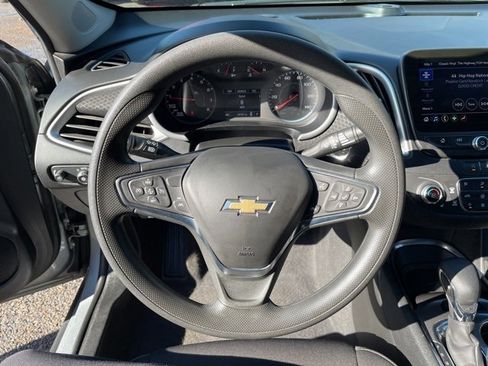 Used 2024 Chevrolet Malibu LT image 13