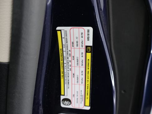 Used 2017 Chrysler Pacifica Touring-L FWD image 63