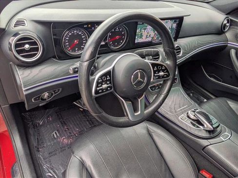 Used 2020 Mercedes-Benz E 350 Sedan image 10