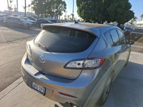 Used 2011 MAZDA MAZDA3 s Grand Touring w/ Tech Pkg FWD image 29