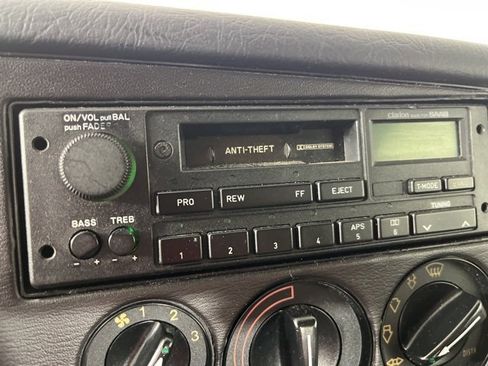 Used 1994 Saab 900 S image 20