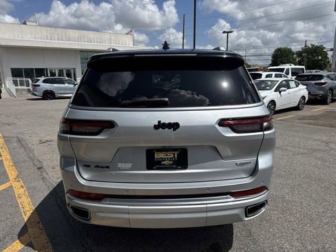 Used 2023 Jeep Grand Cherokee L Summit AWD/4WD image 7
