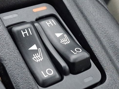 Used 2018 Subaru Impreza 2.0i Premium image 24