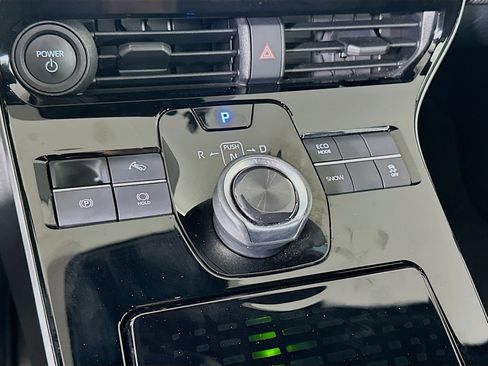 Used 2025 Toyota bZ4X FWD image 25