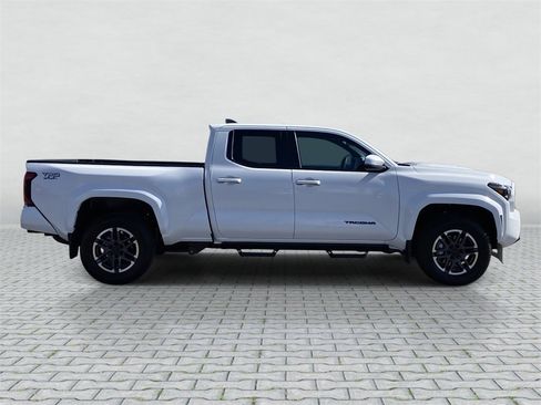 Used 2026 Toyota Tacoma TRD Sport image 8