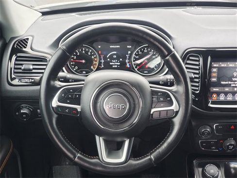 Used 2020 Jeep Compass Limited image 30