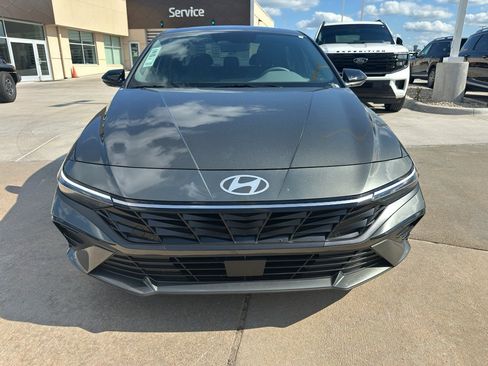 New 2026 Hyundai Elantra N Line FWD image 8