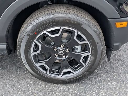 New 2025 Ford Bronco Sport Outer Banks w/ Outer Banks Tech Package+ AWD/4WD image 17