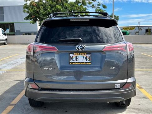 Used 2017 Toyota RAV4 LE FWD image 8