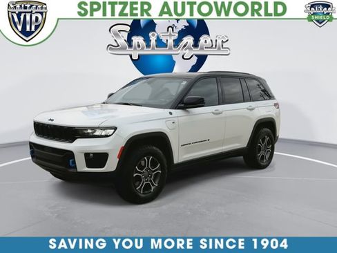 Used 2022 Jeep Grand Cherokee Trailhawk w/ Luxury Tech Group III AWD/4WD image 5