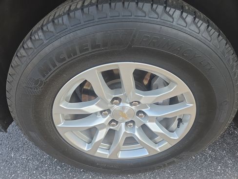 Used 2021 Chevrolet Tahoe LT AWD/4WD image 11