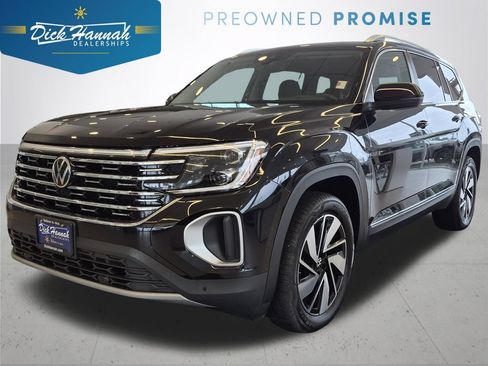 Used 2025 Volkswagen Atlas SEL AWD/4WD image 1