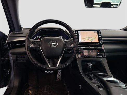Used 2019 Toyota Avalon Touring image 24