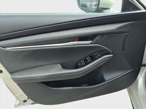 Used 2025 MAZDA MAZDA3 s FWD image 14