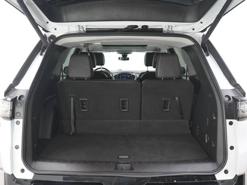Used 2021 Chevrolet Traverse Premier w/ Redline Edition AWD/4WD image 17