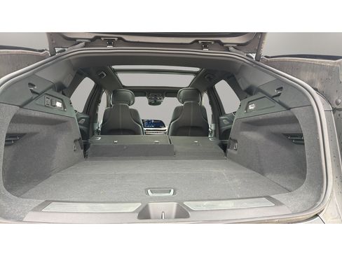 Used 2025 Cadillac Lyriq Sport AWD/4WD image 13