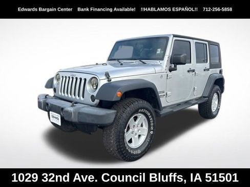 Used 2010 Jeep Wrangler Unlimited Sport AWD/4WD image 3
