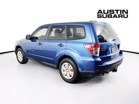 Used 2010 Subaru Forester 2.5X AWD/4WD image 5