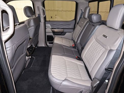 Certified 2026 Ford F350 Platinum w/ Platinum Plus Package image 16