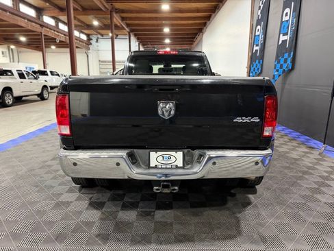 Used 2017 RAM 3500 Tradesman w/ Chrome Appearance Group AWD/4WD image 4