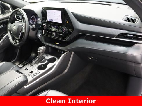 Certified 2023 Toyota Highlander XSE image 40