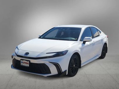 Used 2025 Toyota Camry SE