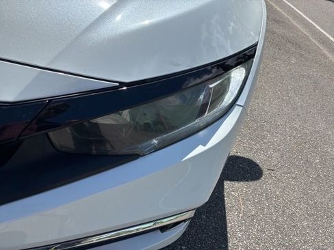 Used 2020 Honda Civic LX image 10