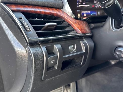 Used 2016 Cadillac CTS Luxury w/ V-Sport Package image 15