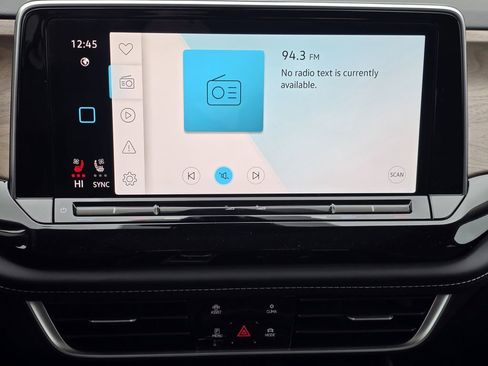 New 2026 Volkswagen Atlas SE FWD image 38