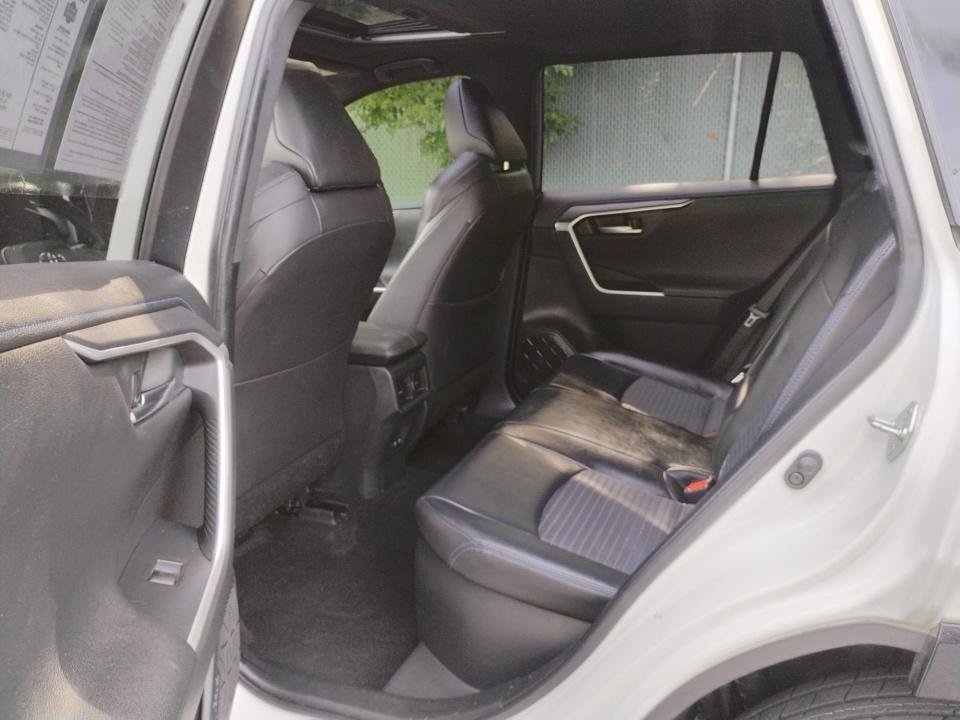 Used 2020 Toyota RAV4 XSE w/ XSE Grade Weather Package AWD/4WD image 34