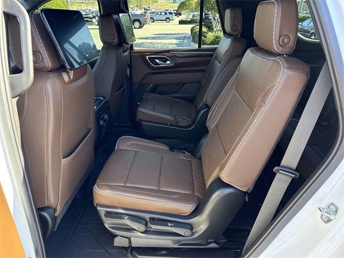 Used 2023 Chevrolet Tahoe High Country w/ Advanced Technology Package image 10