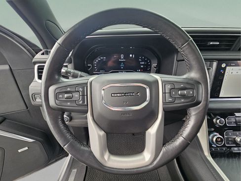 Used 2022 GMC Yukon XL Denali AWD/4WD image 23