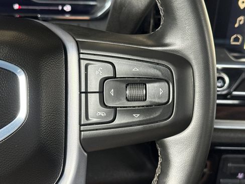 Used 2025 GMC Sierra 1500 SLT AWD/4WD image 35